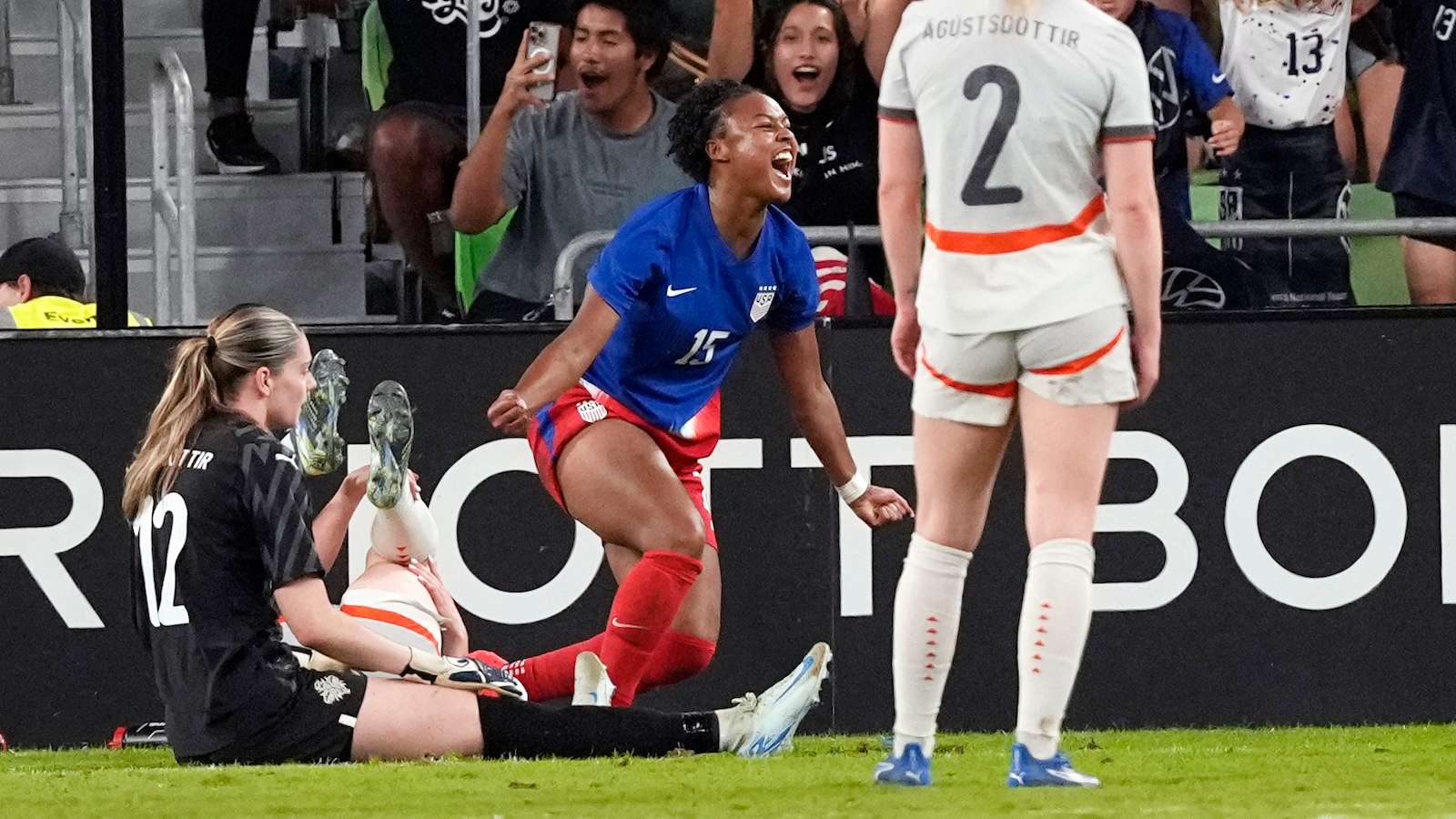 更将直接参 更将直接参